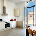 Lauria Апартаменты